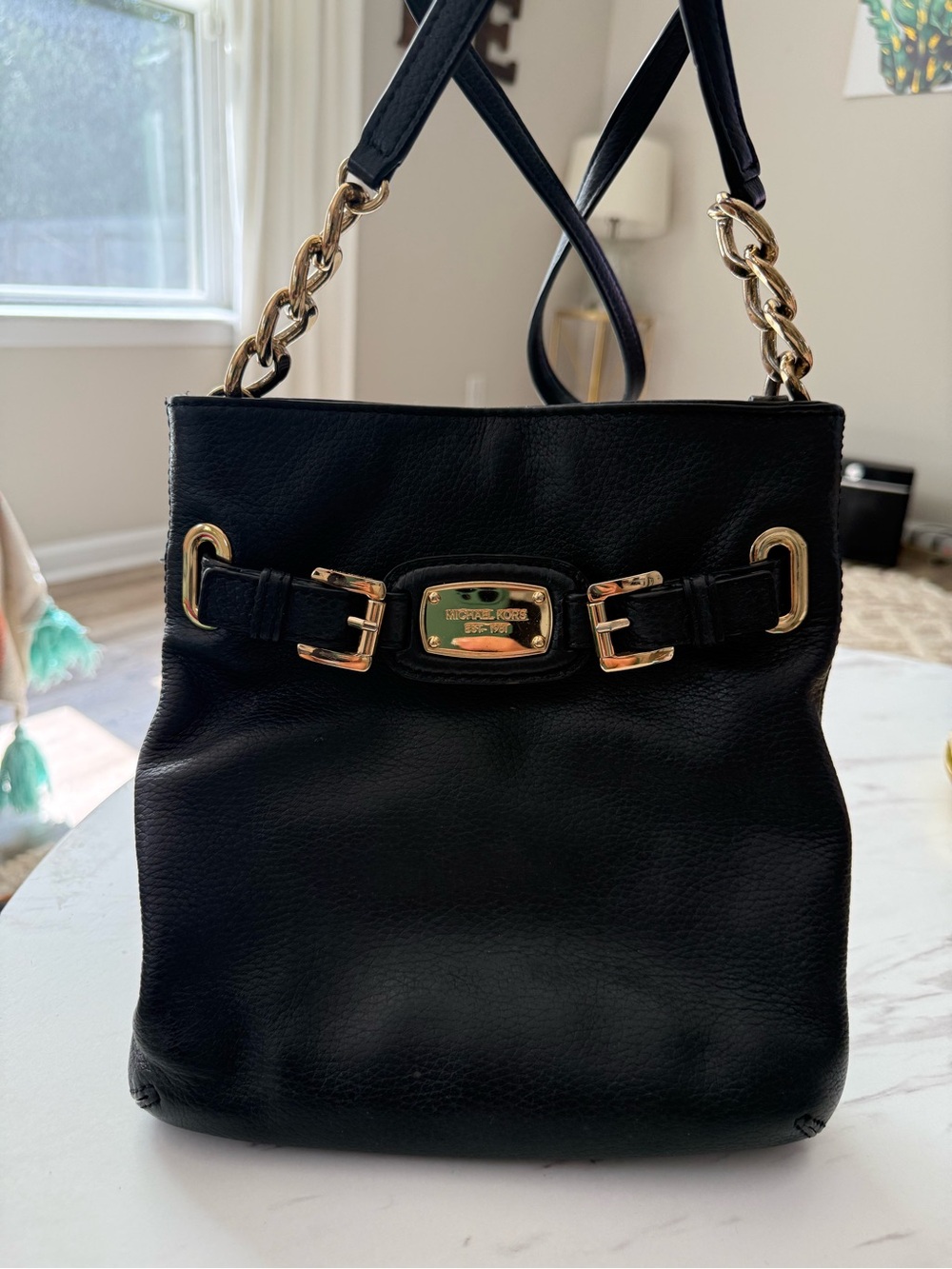 Michael Kors Black Leather Shoulder Bag with Gold-Tone Chain Straps - Picture 1 of 5